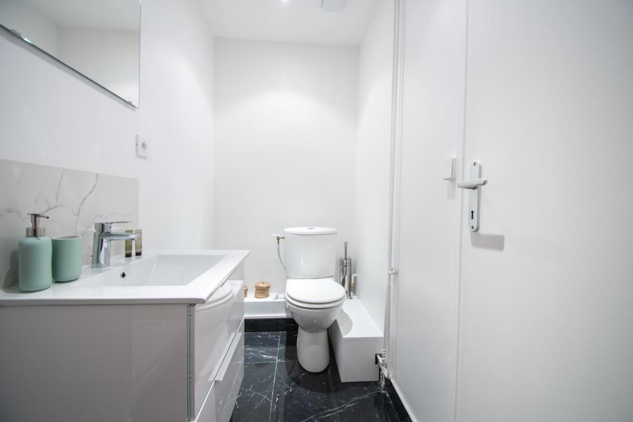 Luxury Flat- Eiffel Tower Aparthotel Parigi Esterno foto
